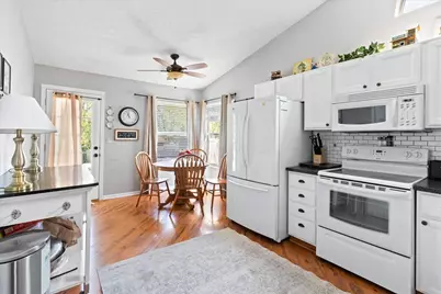 2278 Breeze Hill Drive, Grove City, OH 43123 - Photo 10
