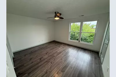 1561 Jennifer Court #D, Columbus, OH 43232 - Photo 8