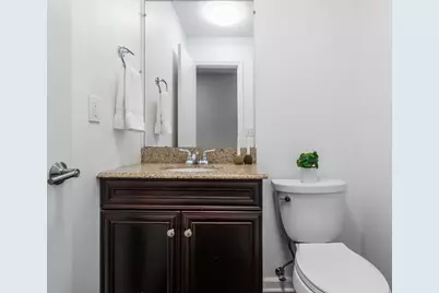 4528 Carriage Hill Lane, Columbus, OH 43220 - Photo 6