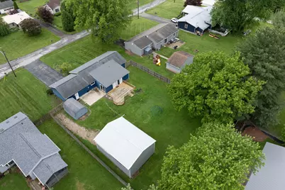 47 E Lynnwood Drive, Hebron, OH 43025 - Photo 2
