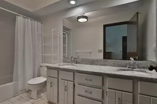 914 Loch Ness Ave, Columbus, OH 43085 - Photo 24
