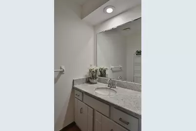 914 Loch Ness Avenue, Columbus, OH 43085 - Photo 18