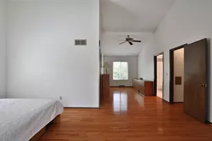 914 Loch Ness Ave, Columbus, OH 43085 - Photo 22