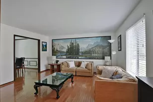 914 Loch Ness Ave, Columbus, OH 43085 - Photo 6