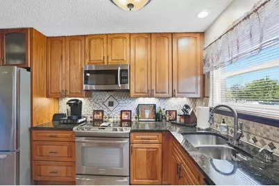 436 Hathaway Court, West Jefferson, OH 43162 - Photo 6