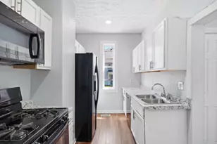 934 E 13th Ave, Columbus, OH 43211 - Photo 4