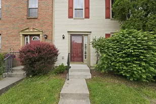 7172 Crofton Ct, Reynoldsburg, OH 43068 - Photo 2