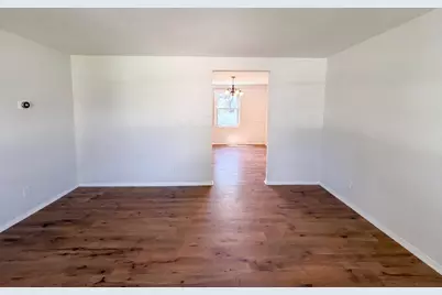 1301 Cinnamon Place, Galloway, OH 43119 - Photo 8