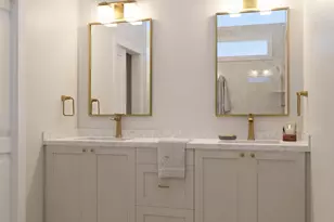 2774 Scioto Villas Dr, Upper Arlington, OH 43221 - Photo 8