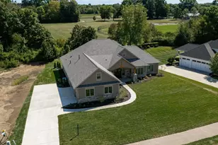 9882 Saddle Creek Trail, Centerville, OH 45458 - Photo 54