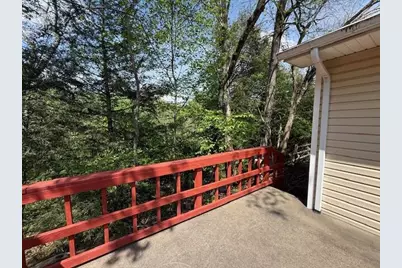 300 Eastlawn Circle, Zanesville, OH 43701 - Photo 6