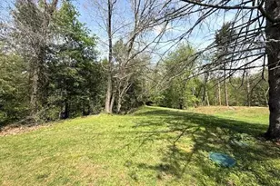 300 Eastlawn Cir, Zanesville, OH 43701 - Photo 12