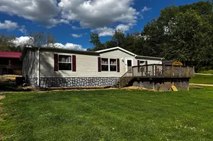 4230 Dragoo Rd, Nashport, OH 43830 - Photo 1