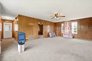 18925 Hopewell Rd, Mount Vernon, OH 43050 - Photo 16