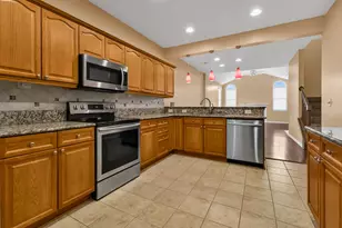 4229 Waterside Pl, Grove City, OH 43123 - Photo 16