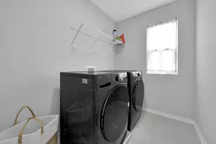 1688 Longhill Dr, Delaware, OH 43015 - Photo 20
