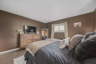 97 E Main St, Zanesville, OH 43701 - Photo 32