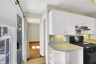 910 Wiltshire Rd, Columbus, OH 43204 - Photo 24