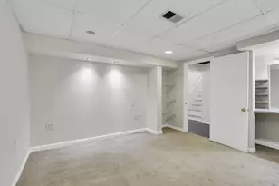 910 Wiltshire Rd, Columbus, OH 43204 - Photo 54