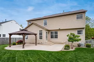 169 Seatrain Dr, Delaware, OH 43015 - Photo 2