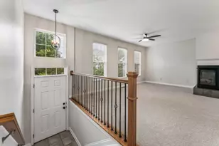 4127 Certaldo Dr, Columbus, OH 43219 - Photo 2
