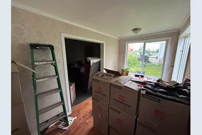 2215 Frank Road, Columbus, OH 43223 - Photo 2