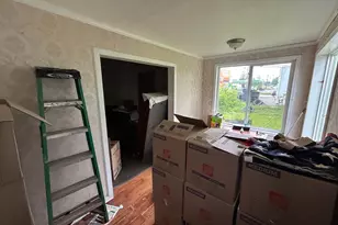 2215 Frank Rd, Columbus, OH 43223 - Photo 2