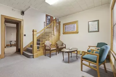 102 E Gambier Street, Mount Vernon, OH 43050 - Photo 2