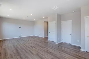 1415 Crest Dr, Galena, OH 43021 - Photo 8