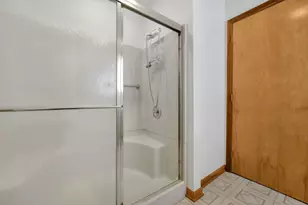 224 Green Springs Dr, Columbus, OH 43235 - Photo 28