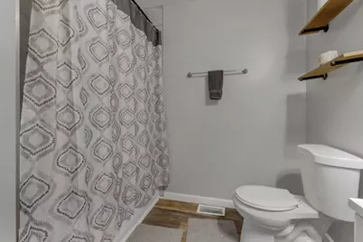 5060 Wheeling Road NE, Lancaster, OH 43130 - Photo 32