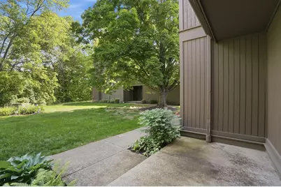 2110 Willowick Square #D, Columbus, OH 43229 - Photo 6