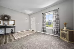 43 Burroughs Dr, Ashville, OH 43103 - Photo 10