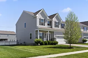 43 Burroughs Dr, Ashville, OH 43103 - Photo 4