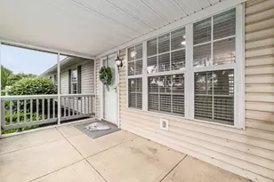 8605 Victoria Meadow Ln, Reynoldsburg, OH 43068 - Photo 4