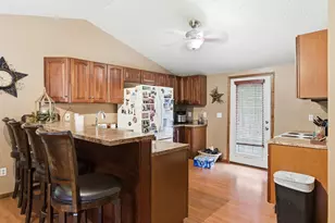 1691 Dyer Rd, Grove City, OH 43123 - Photo 26