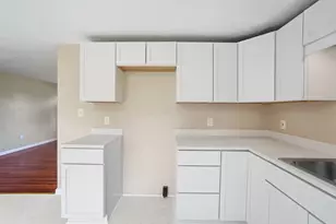 2264 Majestic Dr W, Columbus, OH 43232 - Photo 8