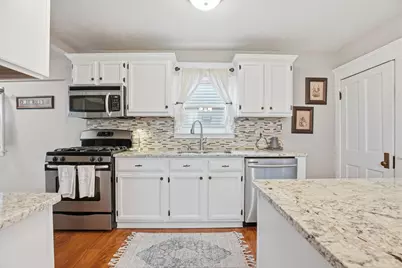 577 Bradley Street, Columbus, OH 43201 - Photo 8