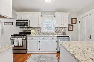 577 Bradley St, Columbus, OH 43201 - Photo 8