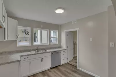 507 W 2nd Street, Logan, OH 43138 - Photo 4