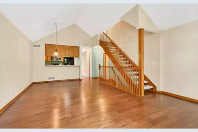7042 Greensview Village Drive, Canal Winchester, OH 43110 - Photo 18