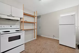 806 S Hampton Rd, Columbus, OH 43227 - Photo 14