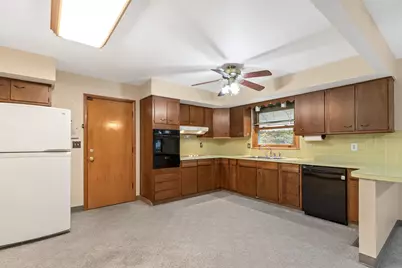 1141 Gender Road, Canal Winchester, OH 43110 - Photo 6
