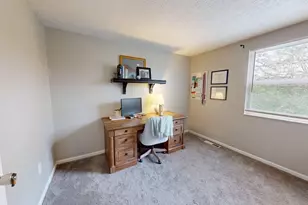 729 Febor Ct, Columbus, OH 43204 - Photo 20