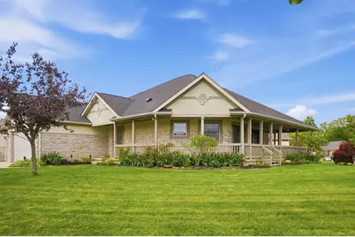1780 Tuscarora Drive, Grove City, OH 43123 - Photo 2