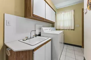 1493 Striebel Rd, Columbus, OH 43227 - Photo 12