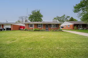 387 Daytona Rd, Columbus, OH 43228 - Photo 1