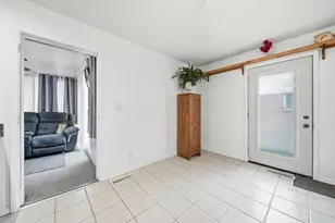 387 Daytona Rd, Columbus, OH 43228 - Photo 22