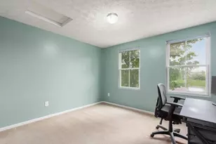 9325 Cliff Springs Trail, Columbus, OH 43240 - Photo 40