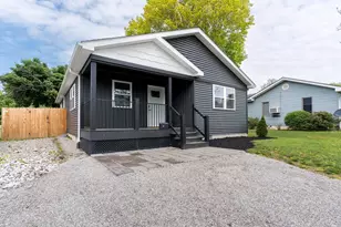 211 N Pearl St, Mc Arthur, OH 45651 - Photo 1